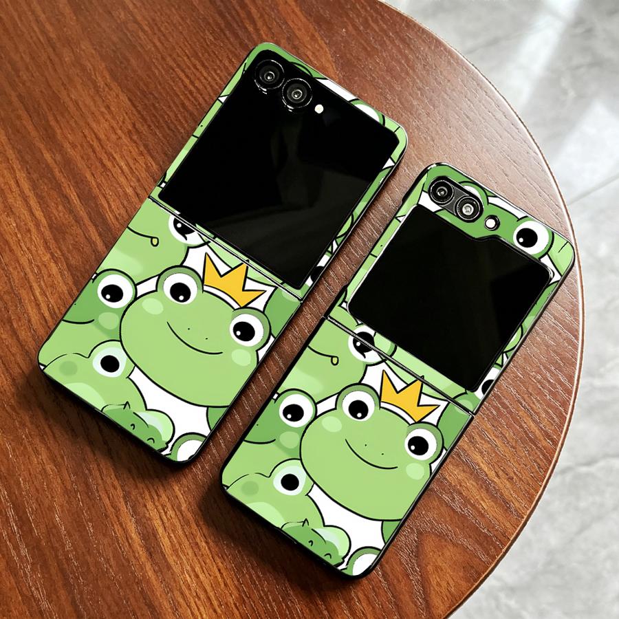 Phone Cases Z Flip 5 - Full Cover Frog Design Phone Cover