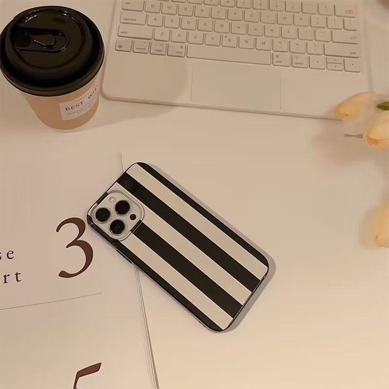 Small Niche Fresh Art Design W - Phone Cases Art review and price